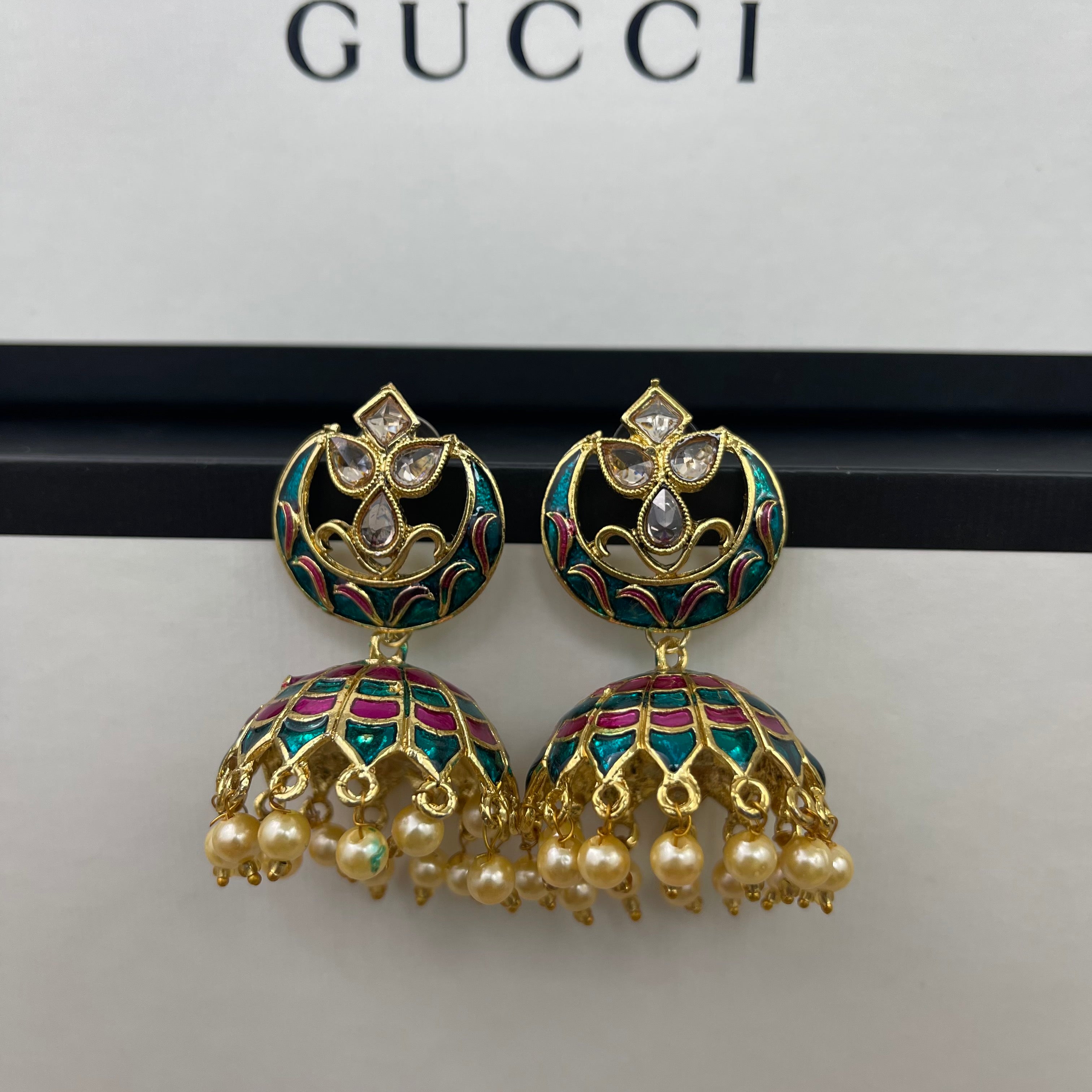 GLEAM - Magenta and Red